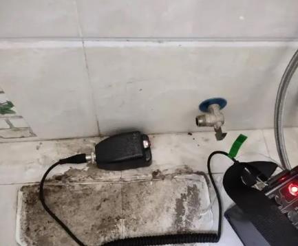 延安屋顶漏水维修公司分享下卫生间漏水的危害及解决方法
